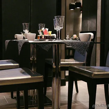 Hotel L'adresse Parigi