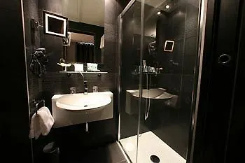 L'adresse Hotel